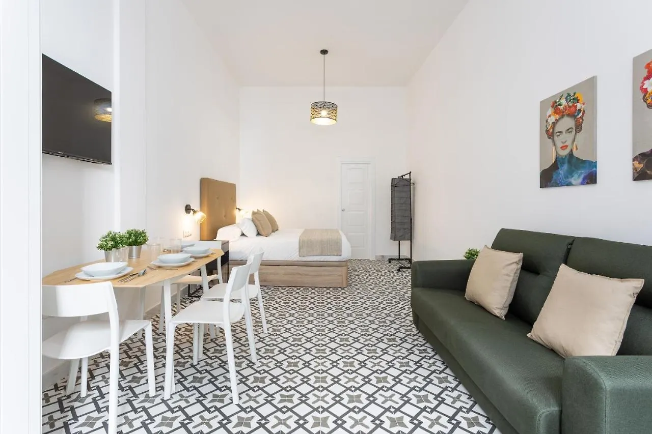Holidays2Malaga Picasuss Loft New Built Close Huelin Beach And Promenade Apartment