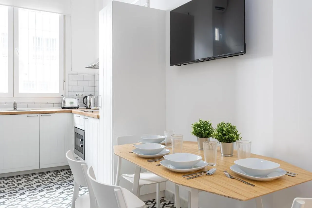 Holidays2Malaga Picasuss Loft New Built Close Huelin Beach And Promenade Malaga