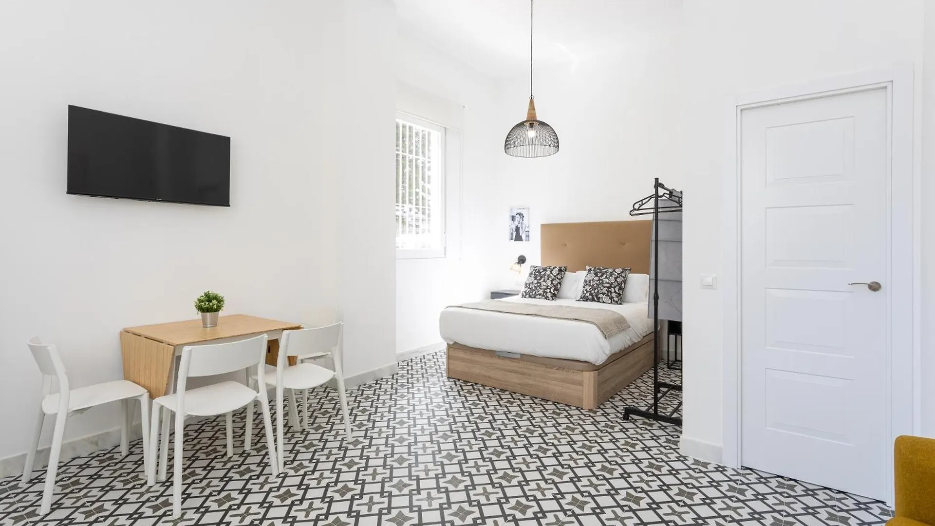 Holidays2Malaga Picasuss Loft New Built Close Huelin Beach And Promenade 0*, Malaga Spain
